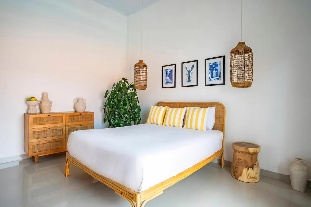 Family Friendly Luxury Pool Villa - Walk To Shops 塞米亚克 0*,